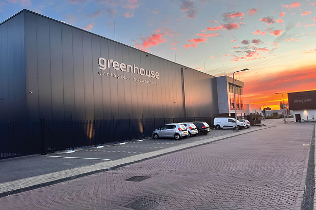NLD1 Data Center - Industriestraat 24, 2671 CT Naaldwijk, The Netherlands