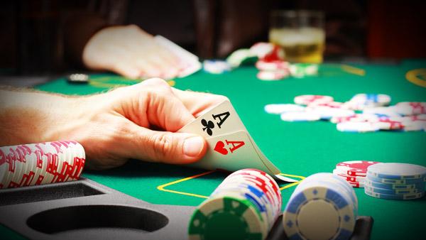 Australians fight for online poker rights